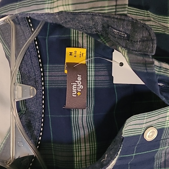 Boys button down shirt NWT - Picture 2 of 5